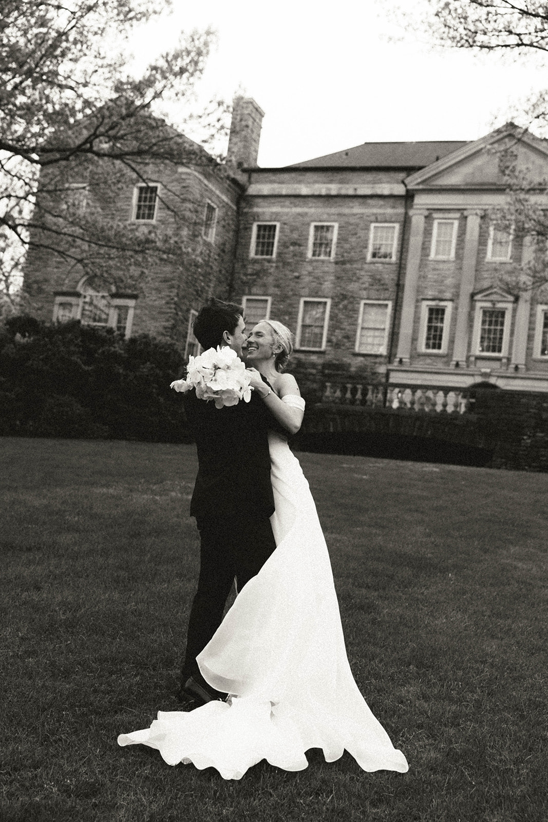 Wedding Portraits at Cheekwood Estate