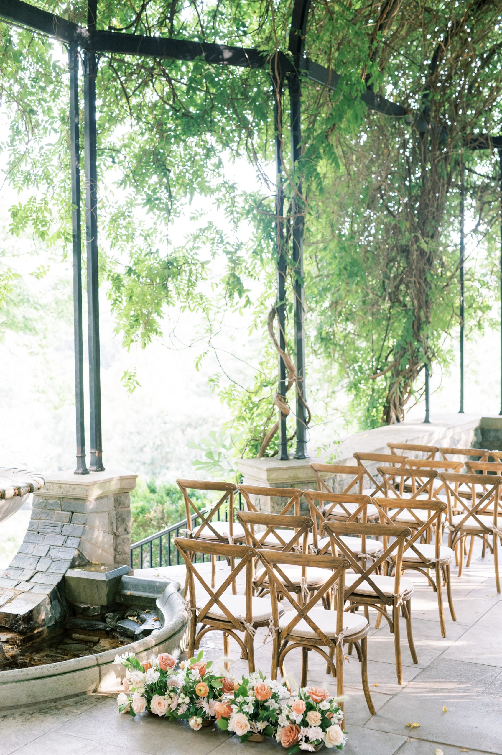 Cheekwood Estate Wedding Ceremony at Wisteria Arbor